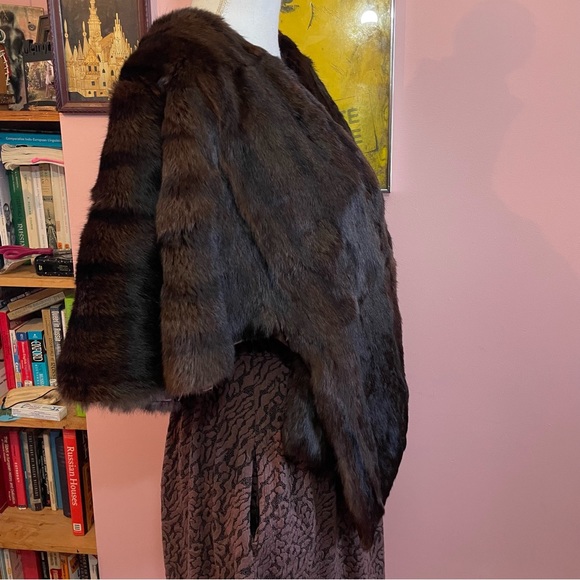 Vintage 1980s Dark Chocolate Vintage Mink Wrap - Picture 2 of 8
